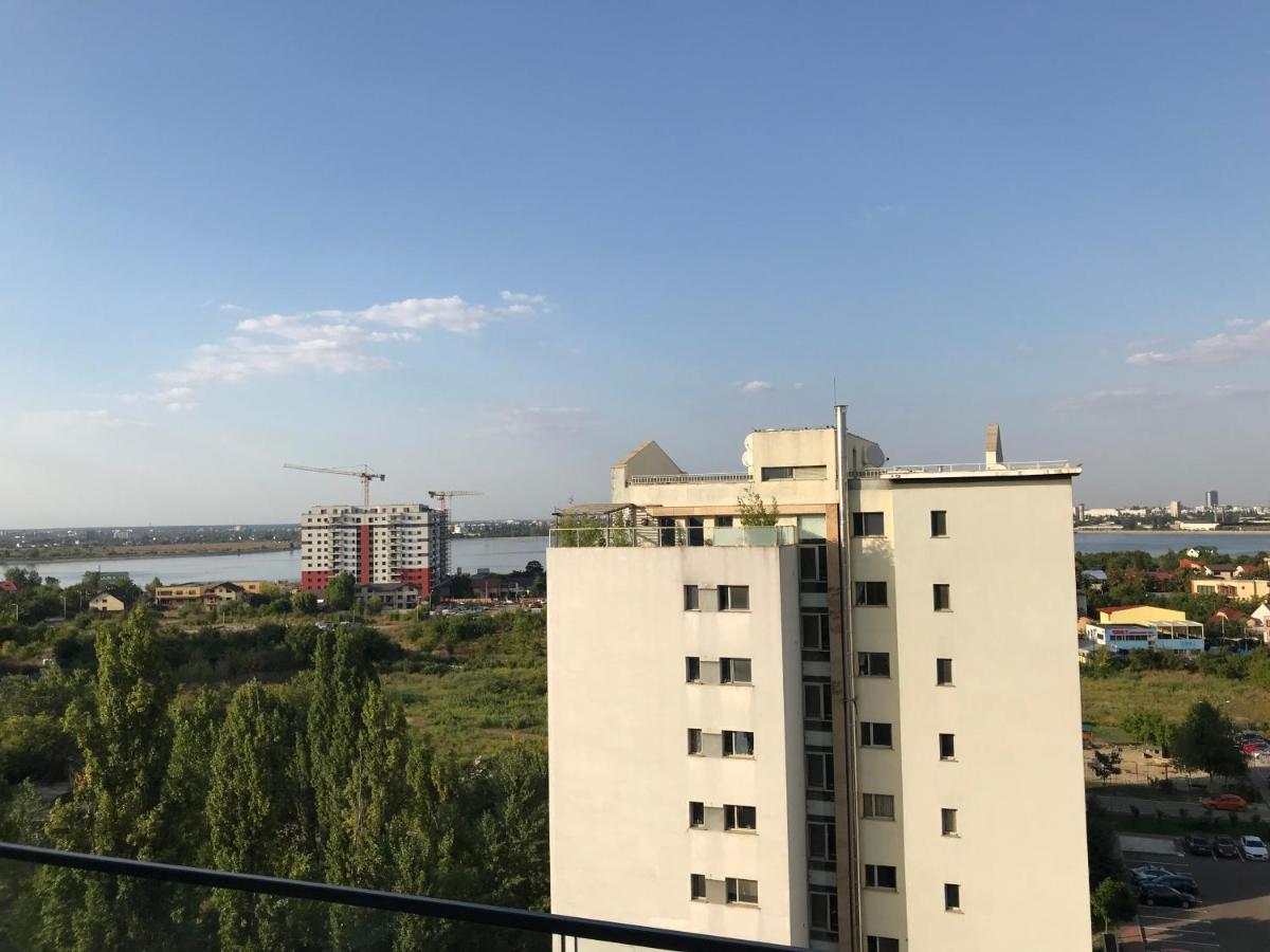 Fancy Penthouse Studio With Lakeview W10 Бухарест Экстерьер фото