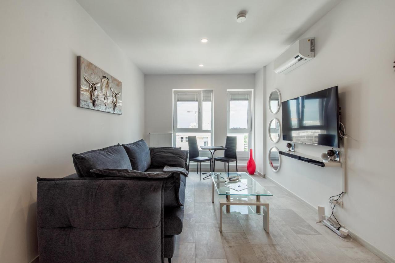 Fancy Penthouse Studio With Lakeview W10 Бухарест Экстерьер фото