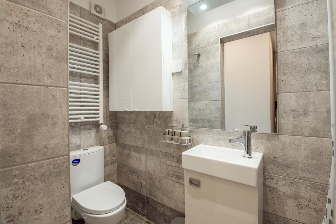 Fancy Penthouse Studio With Lakeview W10 Бухарест Экстерьер фото